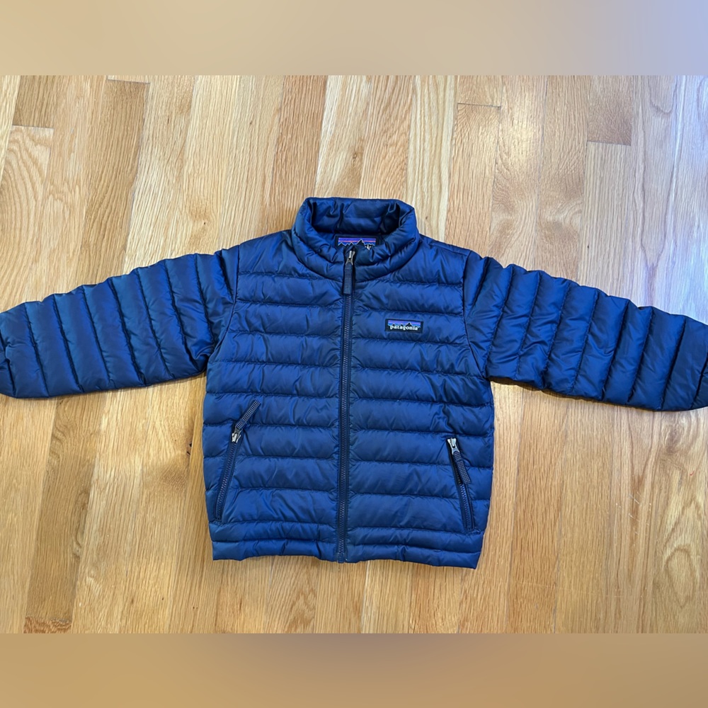 Patagonia Baby Down Sweater in Navy (Size 3T) - Retail $109